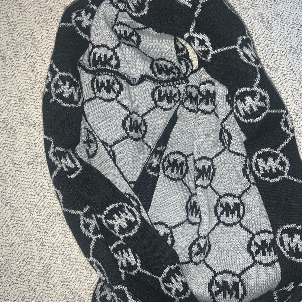 Michael Kors Scarf
